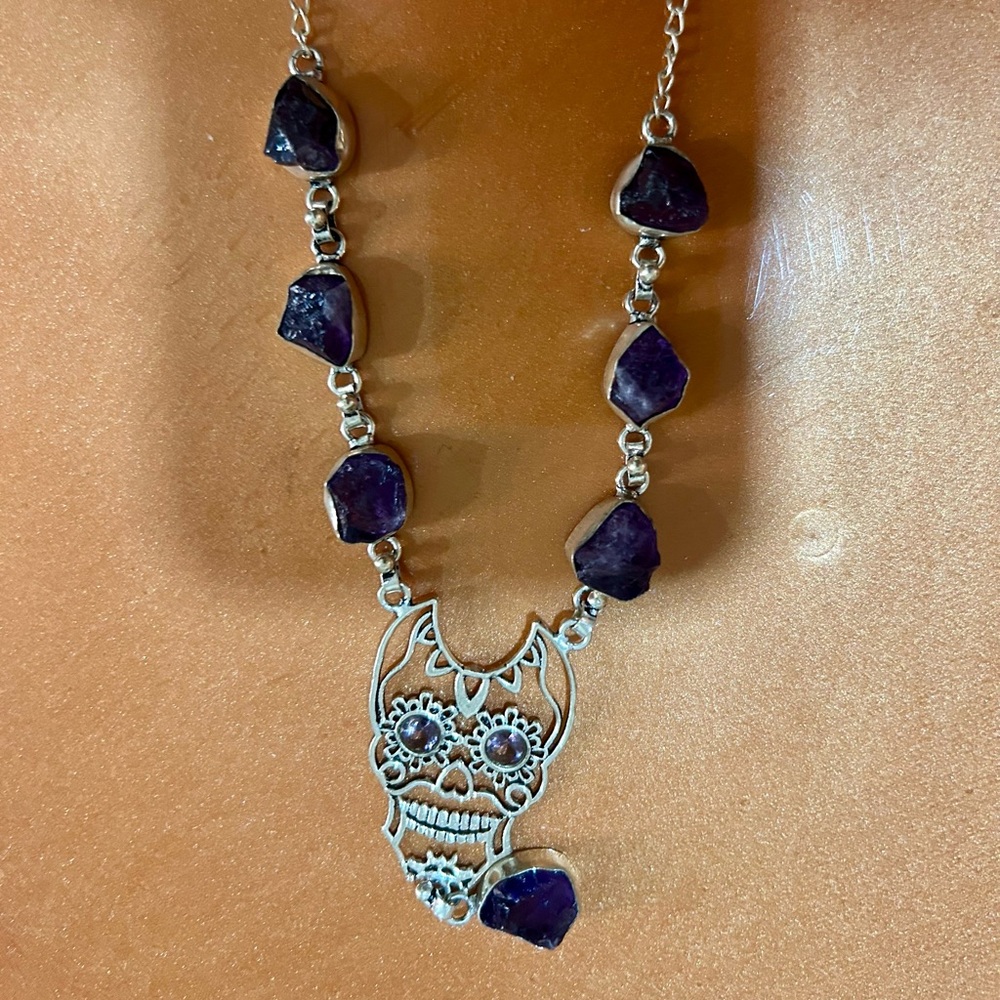 💜 BOGO💜Silver and Purple Skull Pendant Necklace